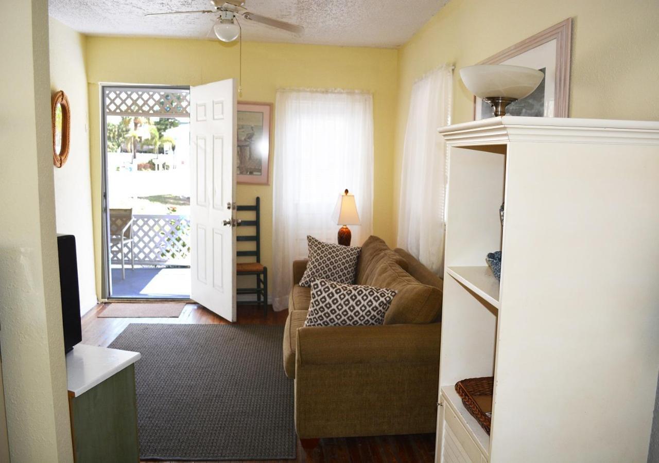 Sunshine Cozy Cottages Indian Rocks Beach Exterior foto